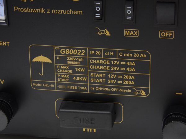Akkumulátortöltő 12/24V 200A - Image 4