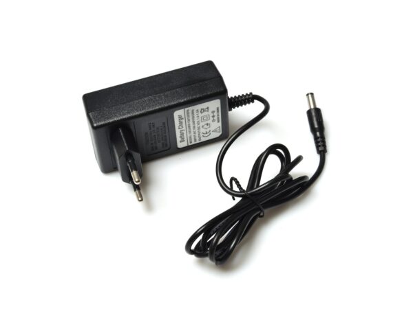 Töltő fűnyíróhoz G83054