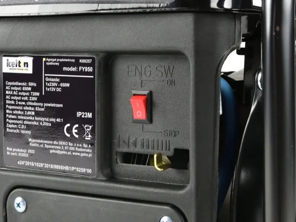 Hordozható benzinmotoros áramfejlesztő 720W - 2 LE kétütemű - Image 7
